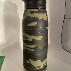 Camouflage Water Bottle Hydrapeak Travel Tumbler Camo design 32 oz